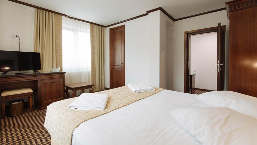 Hotel Alpin Rarau Câmpulung Moldovenesc Exteriér fotografie
